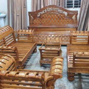 lacquer-sofa